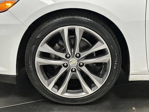 Used 2023 Chevrolet Malibu LT w/ LPO, Floor Liner Package FWD image 22