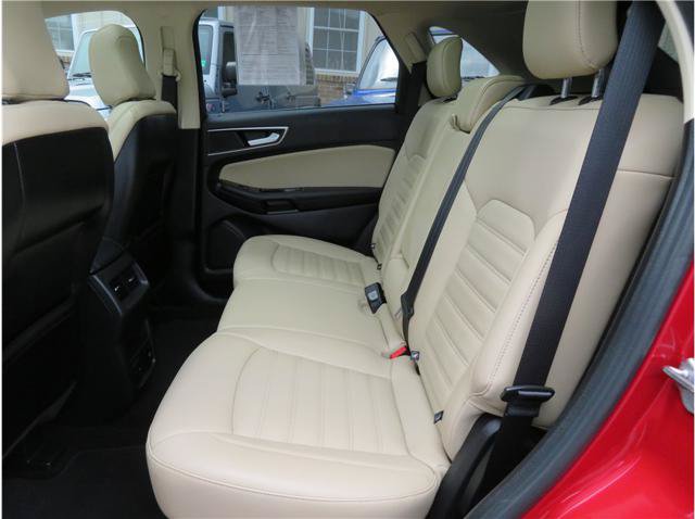 Used 2020 Ford Edge SEL w/ Convenience Package FWD image 5