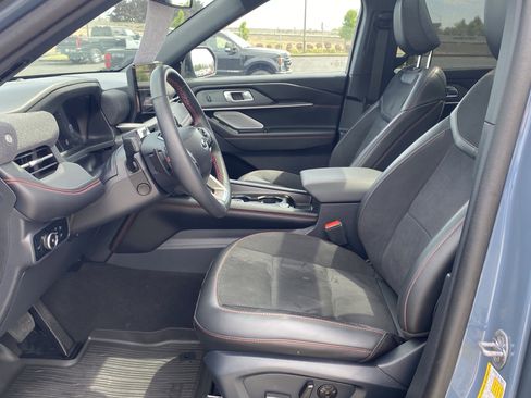 Certified 2025 Ford Explorer ST image 7