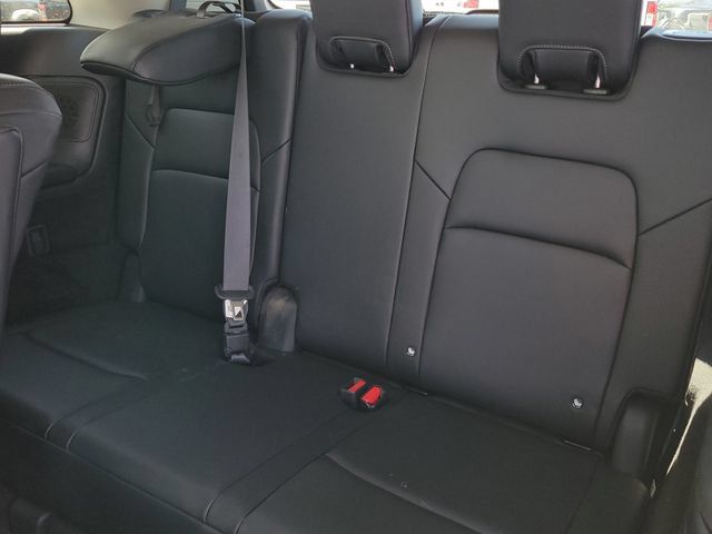 Used 2025 Nissan Pathfinder SL w/ SL Premium Package AWD/4WD image 9