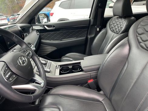 Used 2022 Hyundai Palisade Calligraphy image 9