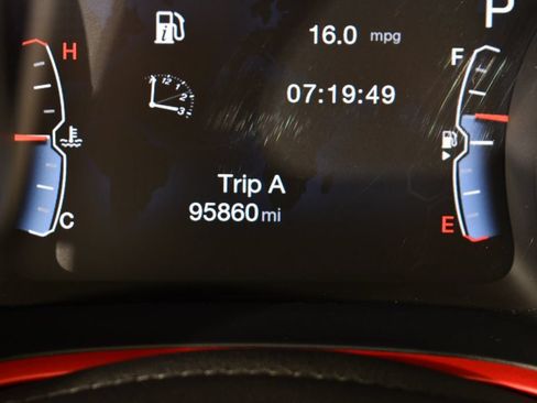 Used 2017 Jeep Compass Trailhawk w/ Leather Interior Group AWD/4WD image 29
