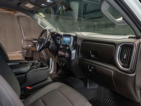 Used 2022 GMC Sierra 3500 SLE w/ SLE Value Package AWD/4WD image 13
