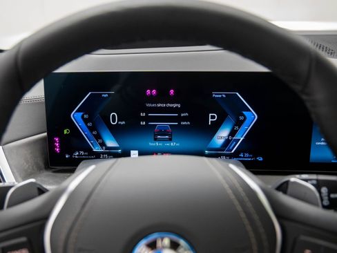 New 2026 BMW X5 xDrive50e w/ Executive Package image 23