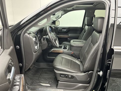 Used 2020 GMC Sierra 1500 Denali w/ Denali Ultimate Package image 3