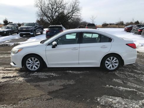 Used 2015 Subaru Legacy 2.5i Premium image 2