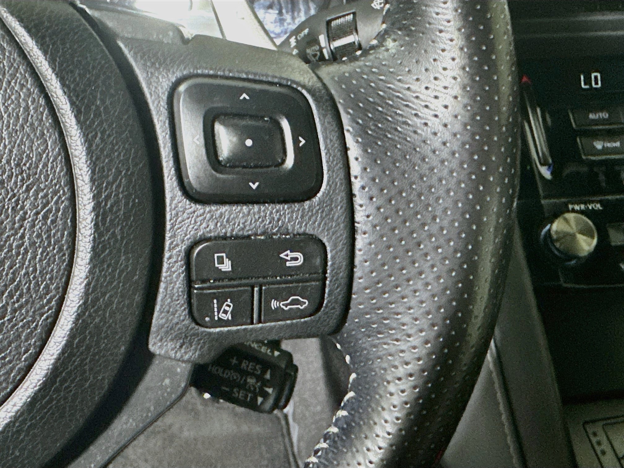 Used 2021 Lexus IS 350 F Sport w/ Accessory Package RWD image 17