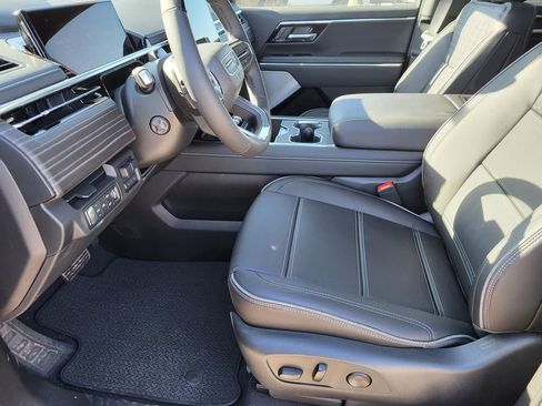 New 2024 GMC Sierra EV Denali image 7