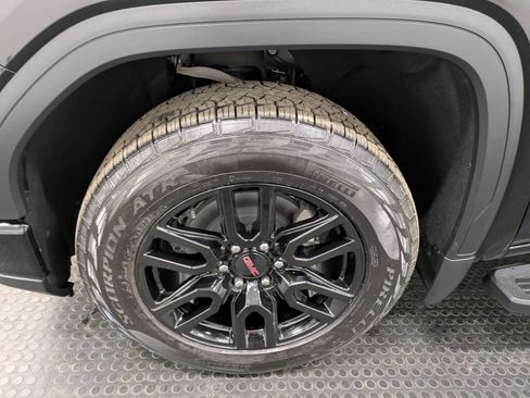 Used 2023 GMC Sierra 1500 Elevation w/ Elevation Premium Package AWD/4WD image 7
