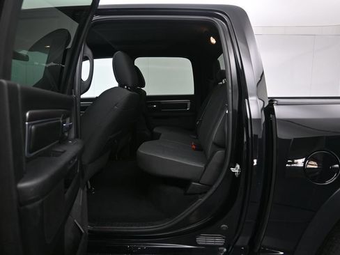 Certified 2024 RAM 1500 Warlock AWD/4WD image 22