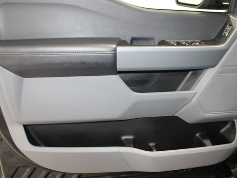 Used 2023 Ford F150 XLT w/ XTR Package image 21