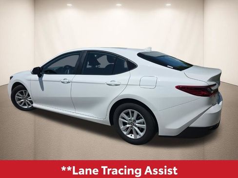 Used 2026 Toyota Camry LE image 11