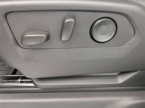 Certified 2024 Chevrolet Silverado 2500 High Country w/ Technology Package image 15