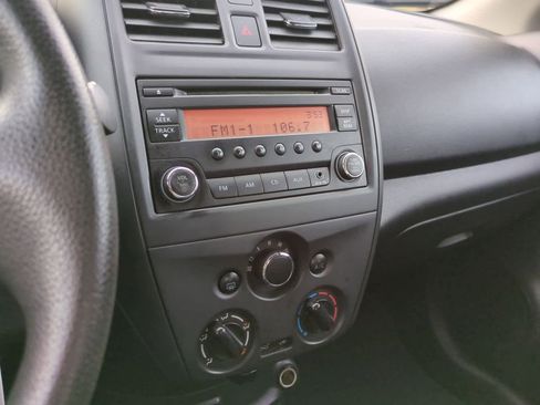 Used 2017 Nissan Versa S Plus image 27