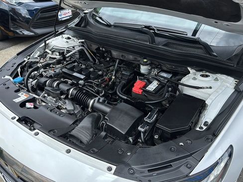 Used 2020 Honda Accord Sport image 28