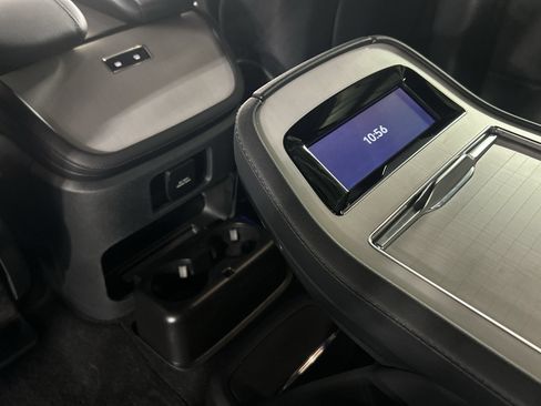 Used 2025 Lincoln Navigator Reserve w/ Jet Appearance Package AWD/4WD image 23
