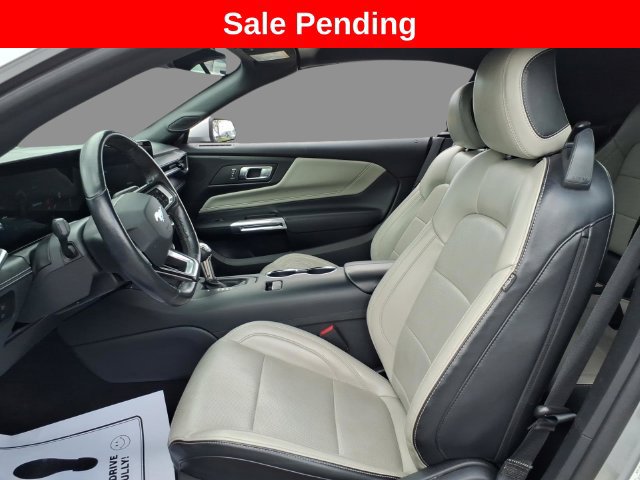 Used 2024 Ford Mustang Convertible RWD image 19