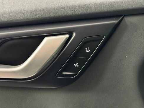 Used 2022 Kia EV6 Wind image 16