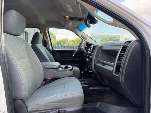 Used 2014 RAM 3500 Tradesman w/ Chrome Appearance Group AWD/4WD image 11