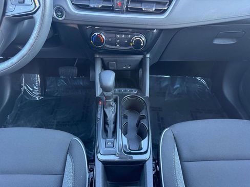 Used 2025 Chevrolet TrailBlazer LT image 39