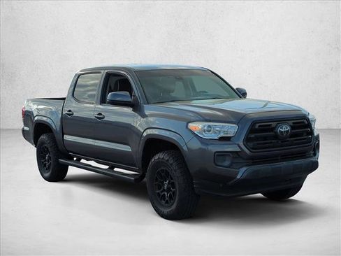 Used 2018 Toyota Tacoma SR w/ SR Convenience Package image 3