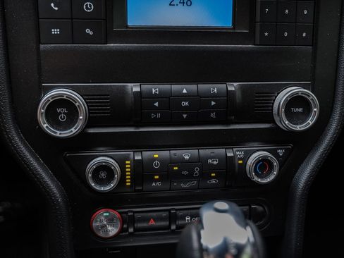 Used 2022 Ford Mustang GT RWD image 23