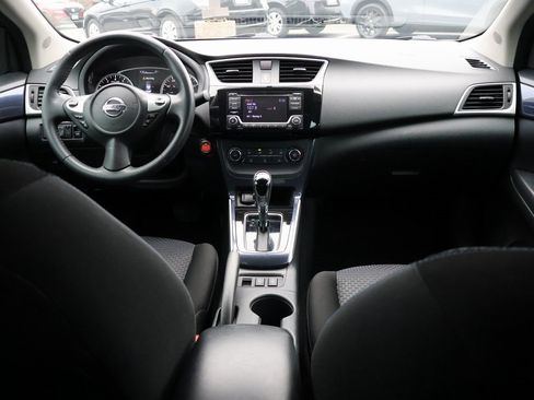 Used 2017 Nissan Sentra SR image 13