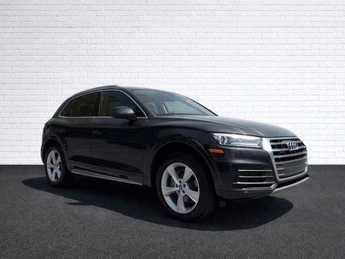 Used 2020 Audi Q5 2.0T Premium image 3