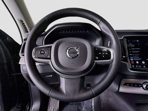 Used 2024 Volvo XC90 T8 Ultimate w/ Protection Package Premier AWD/4WD image 11