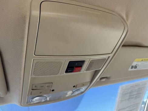 Used 2014 Volkswagen Jetta SE image 25