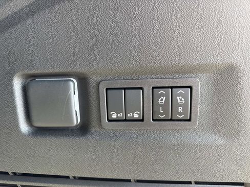 New 2026 Chevrolet Suburban RST w/ Comfort Package image 35