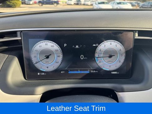 Used 2024 Hyundai Tucson Limited image 25