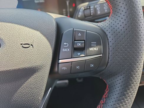 Used 2024 Ford Escape ST-Line w/ Tech Pack #1 AWD/4WD image 15