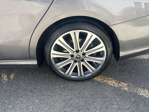 Used 2018 Mercedes-Benz CLA 250 4MATIC w/ Multimedia Package image 11