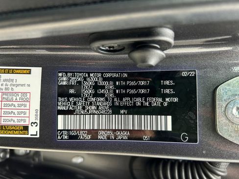 Used 2022 Toyota 4Runner SR5 Premium image 34