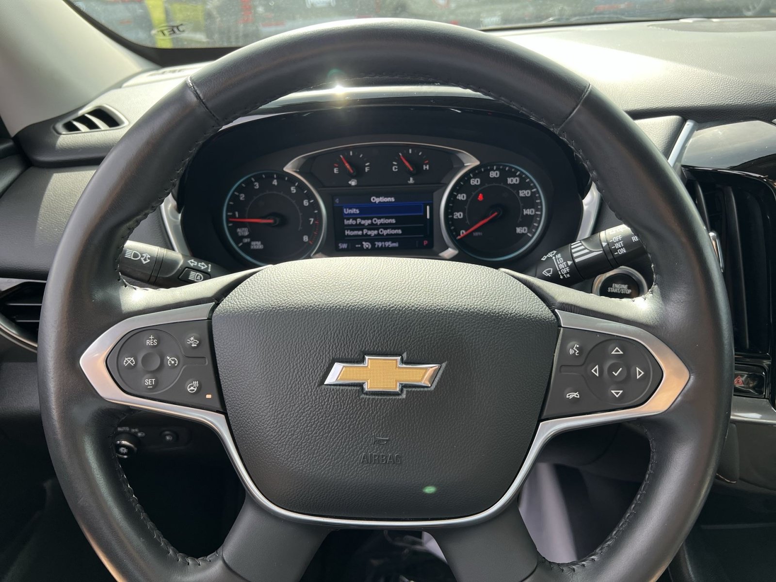 Used 2021 Chevrolet Traverse LT AWD/4WD image 16