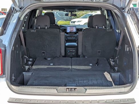 Used 2020 Ford Explorer XLT w/ Class III Trailer Tow Package AWD/4WD image 25
