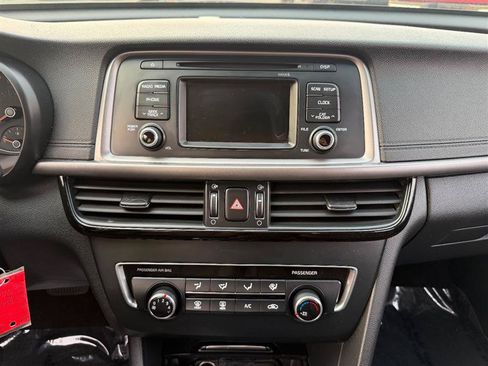 Used 2016 Kia Optima LX FWD image 20