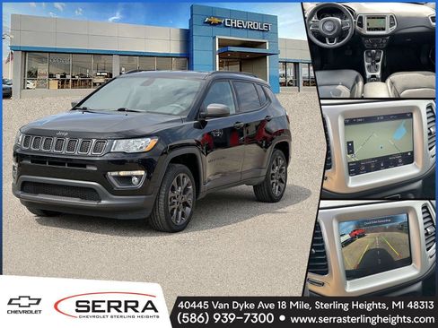 Used 2021 Jeep Compass Latitude image 1