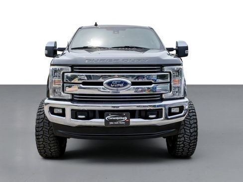Used 2019 Ford F250 Lariat w/ Lariat Ultimate Package AWD/4WD image 3