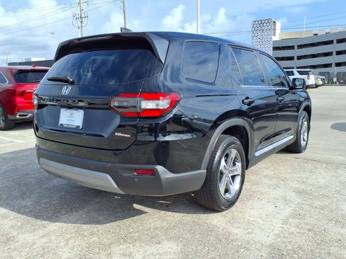 Certified 2025 Honda Pilot EX-L image 25