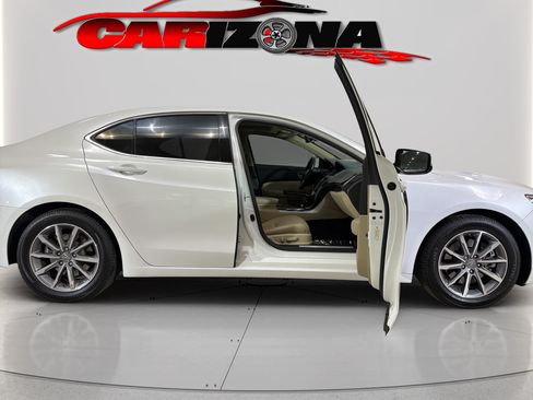 Used 2019 Acura TLX FWD image 4