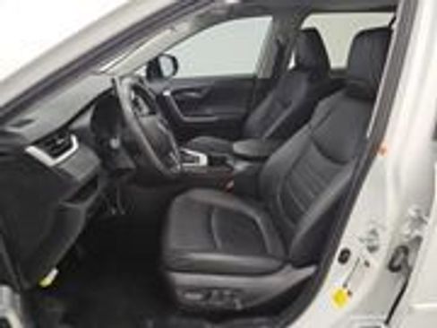 Used 2023 Toyota RAV4 XLE Premium FWD image 6