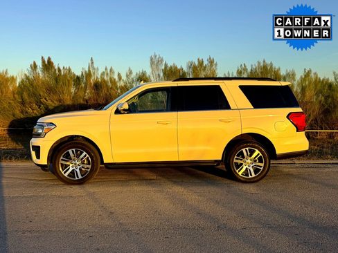 Used 2024 Ford Expedition XLT image 10