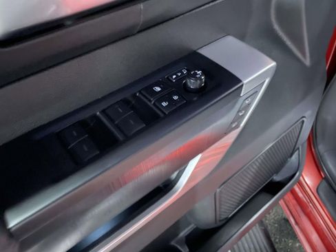 Used 2025 Toyota Tundra Platinum image 27