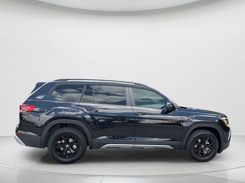 New 2026 Volkswagen Atlas Peak Edition AWD/4WD image 4