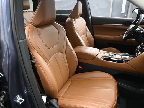 Used 2025 INFINITI QX60 Sensory AWD/4WD image 15