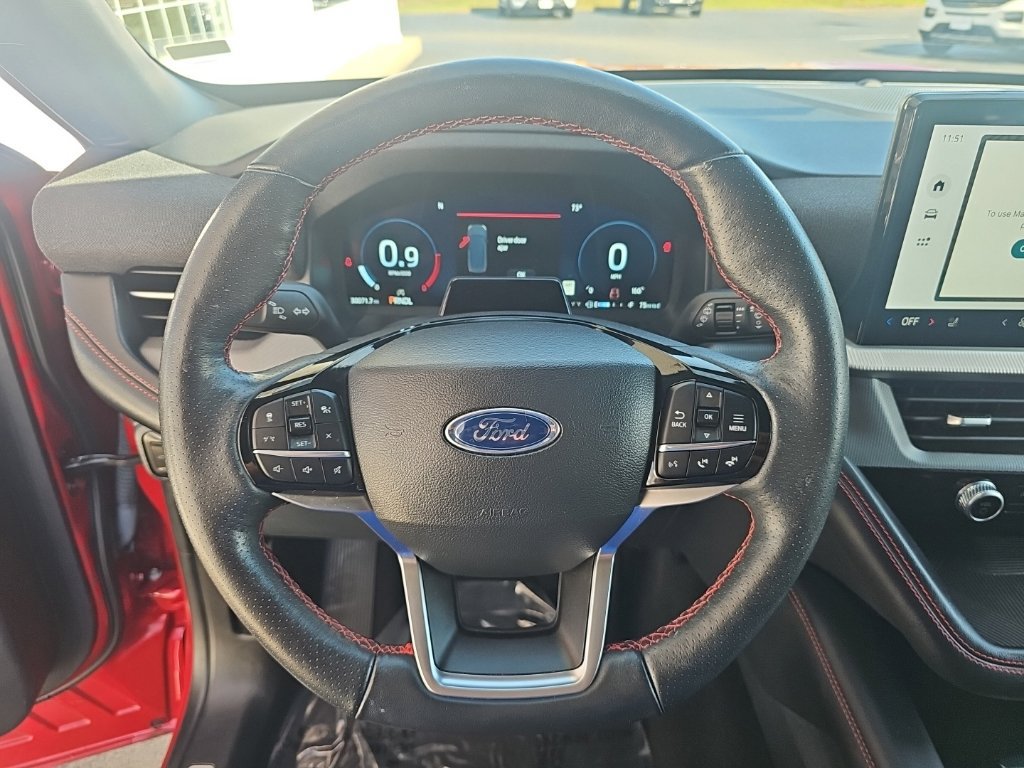 Used 2025 Ford Explorer ST-Line AWD/4WD image 15