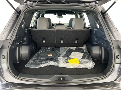 New 2026 Subaru Forester Base image 26