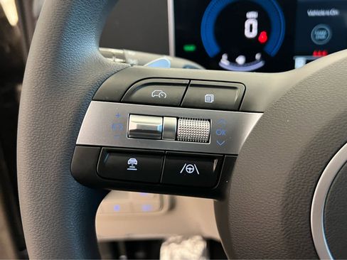 New 2026 Hyundai Tucson Blue SE image 33